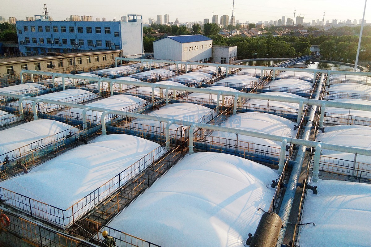  濱化集團(tuán)污水池密封罩